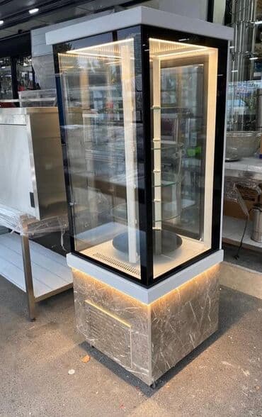 витрины для магазина: Məhsulların nümayişi üçün nəzərdə tutulmuş şüşə vitrin. Bu vitrin şüşə — 4