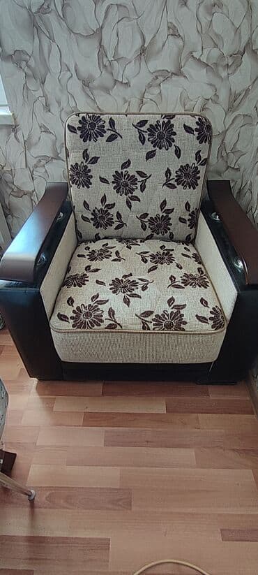 gül qabı: Di̇van-kravat, Açılan, Bazalı, Parça, Çatdırılma yoxdur — 3