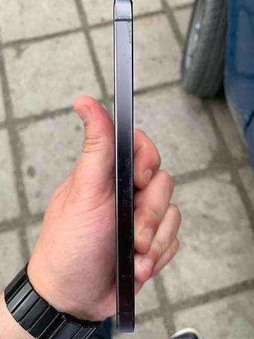 mikrofon: Smartfon – 8 GB RAM, 256 GB yaddaş Xüsusiyyətlər: Yenidir qutusu — 3