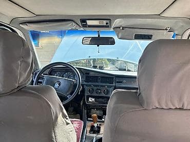 disk alıram: Mercedes-Benz 190 (W201): 2 l | 1991 il Sedan — 7