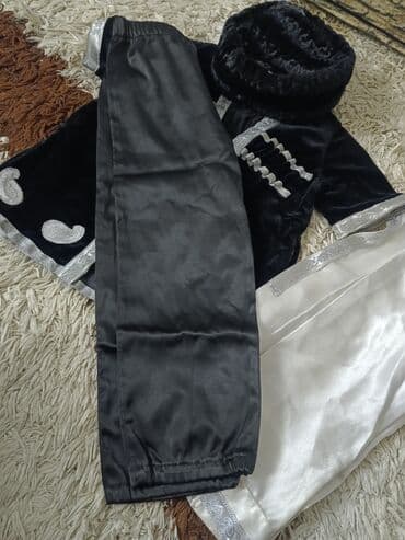 дождевик купить в баку: Uşaq üçün milli geyim dəsti Komplekt: - Qara məxməri çuxa – gümüşü — 2