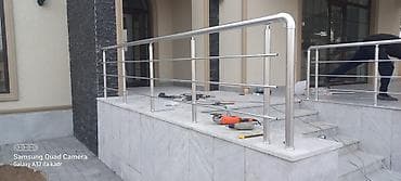 Перила: Paslanmayan poladdan məhəccər və tutacaq istehsalı və quraşdırılması — 1