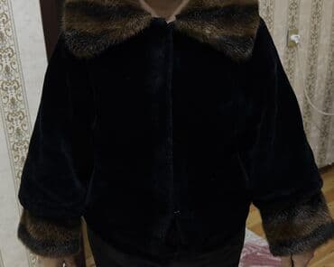 женские шубы из сурка: Qadın qısa kürk pencək - Rəng: tünd qara gövdə, qəhvəyi‑boz tonlarda — 4