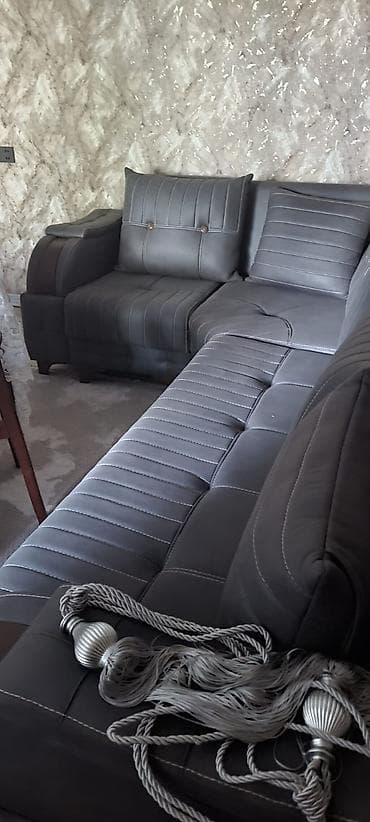 barnı stul: 3 u bir yerde satilir tezedi hec istifade olunmayib nece alinibsa — 2