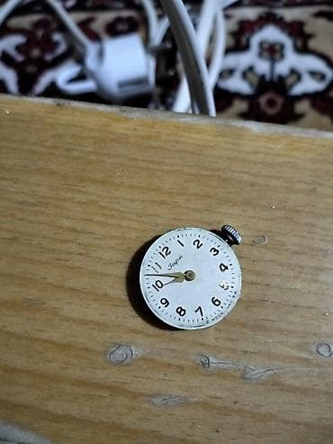 kişi ucun əl cantaları: Qol saatı, Zarya, rəng - Ağ — 4