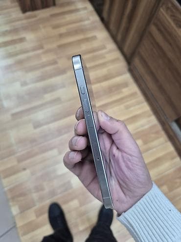 pleystein 4 pro: IPhone 16 Pro, 128 GB, Natural Titanium, Simsiz şarj, Face ID — 2