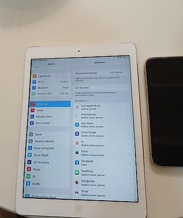 17 pro iphone: Apple iPad planşet + iPhone Məhsul haqqında : İpad köhnə modeldir — 5