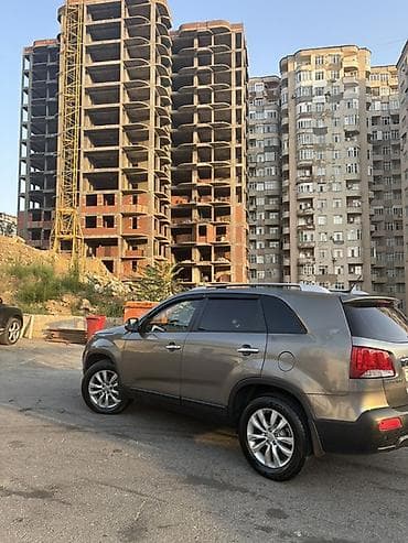 Kia Sorento: 2 l | 2011 il Krossover — 7