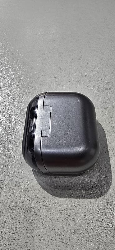 Qulaqcıqlar: Samsung Galaxy Buds3 Pro qulaqlıq Xüsusiyyətlər: - Aktiv səsboğma — 3