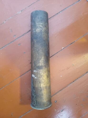 qədim romada əsgər ayaqqabısı: Antik əşyalara uygun olaraq satılır. Artilleriya mərmisi qutusu təklif — 1