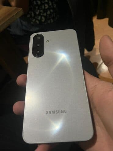 ıkıncı el telefon: Samsung Galaxy A56, 128 GB, rəng - Gümüşü, Face ID — 4
