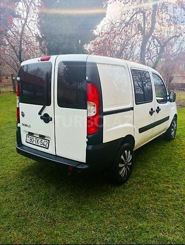 opel doblo: Fiat Doblo: 1.4 l | 2006 il 360000 km Van body type — 8
