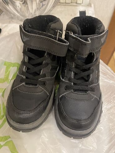 31 razmer,botinki,yaxshi veziyyetde