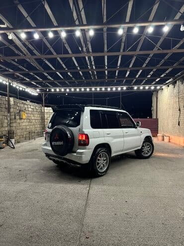 turbo az mercedes ml 320: Mitsubishi Pajero IO (GDI) – ağ rəngli, 5 qapılı kompakt off-road SUV — 8