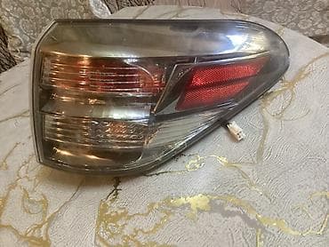 e34 stop: Lexus — 1