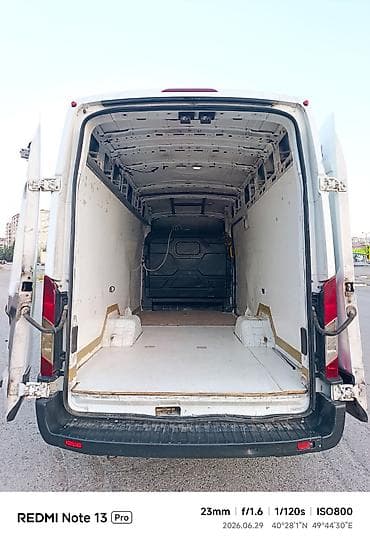 Nəqliyyat: Ford Transit yük furgonu - Korpus: Uzadılmış və hündür damlı, 2 arxa — 5