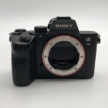 Sony Alpha a7 III (ILCE-7M3) tam kadr güzgüsüz fotoaparat gövdəsi — 1