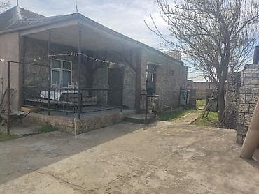 1 otaqli kiraye evler ucuz: 90 kv. m, 3 otaqlı — 4