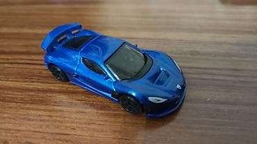 Hotwheels-Rimac Nevera - Ölçü: təxminən 1:64 miqyas (kiçik