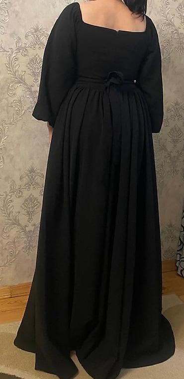 qara qisa don modelleri: Qara rəngli uzun ziyafət/abend geyimi - Model: A-kəsimli, yerə qədər — 3