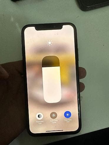 power bank satilir: IPhone Xs, 64 GB, Space Gray, Face ID — 4