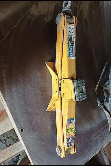 Mexanik Domkrat, Maksimum yükqaldırma: 2 t