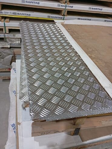 ekran üçün gül şəkilləri: Məhsul: Alüminium naxışlı (romb/şahmat) təbəqə – “checker plate” — 1