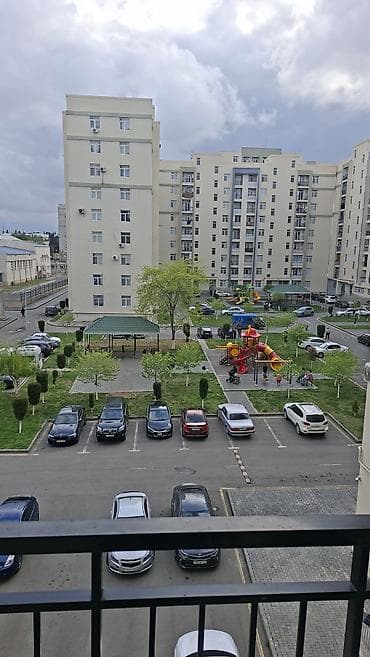 əcəmidə 3 otaqlı evlər: Mənzil Gəncə şəhərində yerləşir Yaşayış üçün hər bir şəraiti var — 1