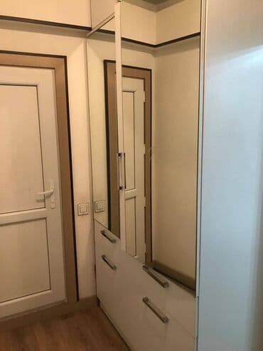 baki kiraye menzil: 28may metrosuna yaxın 5 mertebeli binanın 1-ci mərtəbəsində ümumi — 8