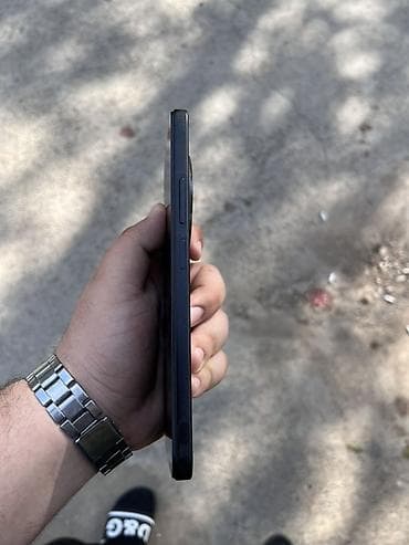 32 gb telefonlar: Poco C75 5G, 256 GB, rəng - Qara, Barmaq izi — 5