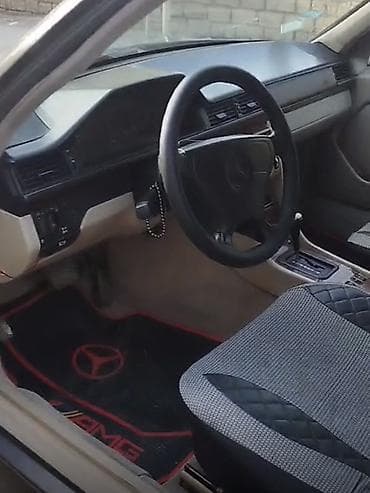 mersedes satilir: Mercedes-Benz W124: 2.5 l | 1993 il Universal — 4