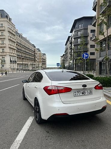 ravon r4 lizing: Kia Cerato: 1.6 l | 2014 il Sedan — 1