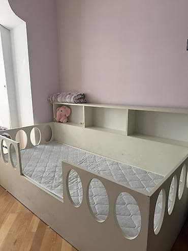 usag maneji: Oğlan və qız üçün, İşlənmiş, Çarpayı, Bazasız, Matras ilə, Siyirməsiz — 3
