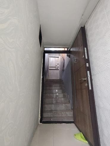 ağ şəhər ev qiymətləri: Ceyranbatan, 4 otaqlı, Köhnə tikili, 50 kv. m — 6