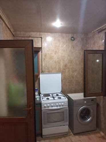 Bakı, 3 otaqlı, Köhnə tikili, m. Neftçilər, 70 kv. m — 4