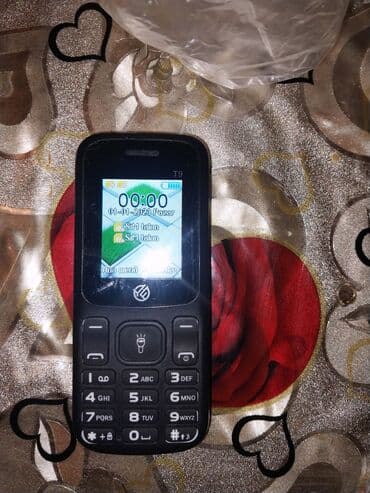 sumqayıt telefonlar: Sadə düyməli mobil telefon Xüsusiyyətlər: - İki SIM kart dəstəyi — 1