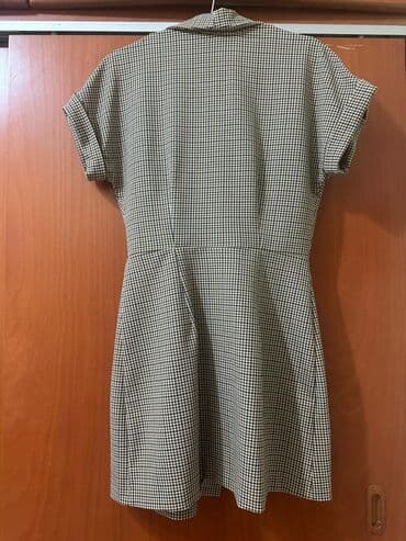 Qadın paltarı – xaki/kremlə qara xırda damalı, qısaqol, mini/orta