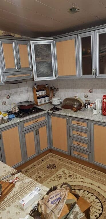 məhlə evi: Bakı, 3 otaqlı, Köhnə tikili, m. Neftçilər, 72 kv. m — 7