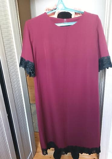 Az işlənmiş - Stil: Klassik, düz kəsim - Yaxa: Yarım dairə (qapalı)