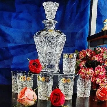 pakrival desti: Tom konyak desti — 2