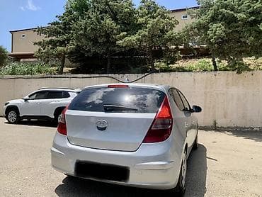 Продажа авто: Hyundai i30: 1.6 л | 2009 г. Хэтчбэк — 8