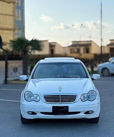 şam disk 17: Mercedes-Benz C 240: 2.6 l | 2002 il Sedan — 3