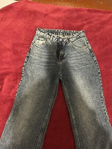 Yüksək belli, asimmetrik kəsimli qadın cins şalvarı. Şalvar açıq mavi lalafo.az -da Yüksək belli, asimmetrik kəsimli qadın cins şalvarı. Şalvar açıq mavi