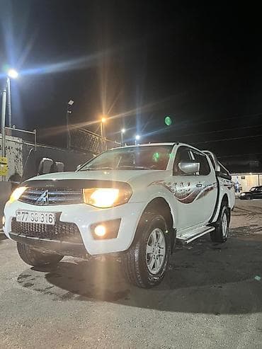 multi sukan: Mitsubishi L200: 2.5 l | 2012 il 256000 km Pikap — 2