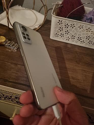 2.el macbook: Redmi Note 12 Pro, 256 GB, rəng - Ağ, Face ID — 4