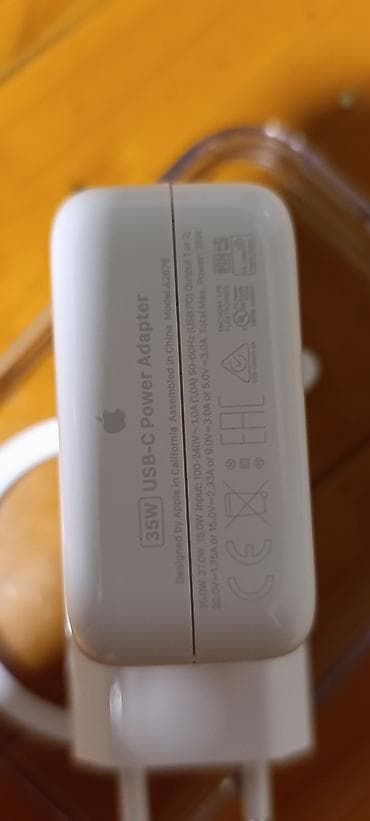 apple aksesuarlar: Apple 35W USB‑C Power Adapter (Model A2676) – tək başlıq - Rəsmi — 2