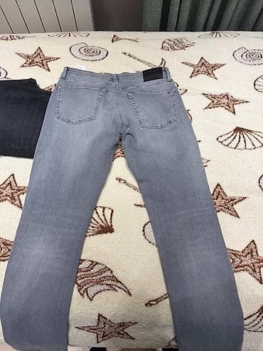 Cins şalvar, Tommy Hilfiger