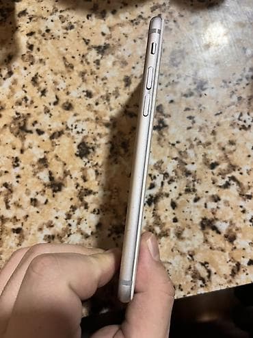 galaxy a 10: IPhone 6s, Gümüşü, Barmaq izi — 3