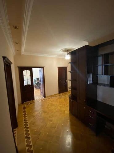 sulutəpədə kirayə ev: Nərimanov rayonu,Təbriz kuçəsində,17 mərtəbənin,7-ci mərtəbəsində,2 — 10