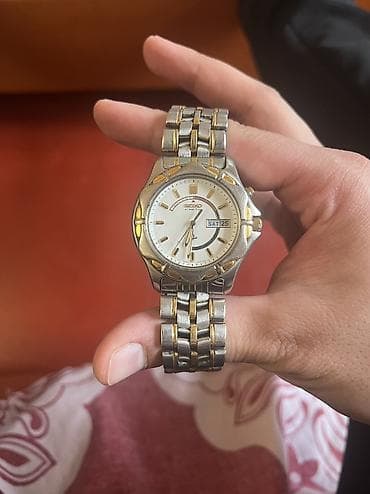 Seiko kinetic ela veziyetde tecili satilir diametr boyuydu balaca saat